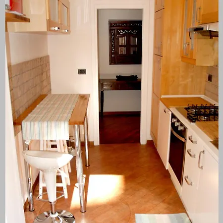 公寓 Holiday Rome Apartment *